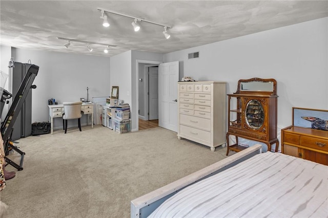 bedroom featuring carpet floors