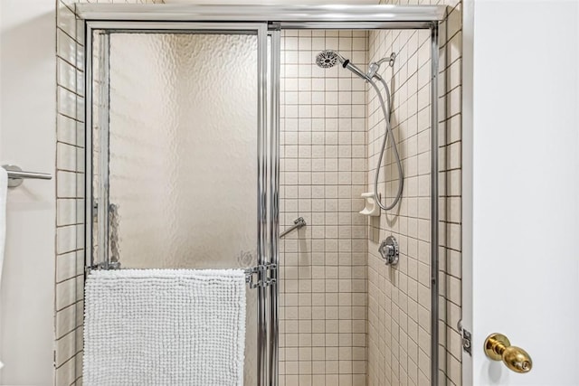 26 Bagy Wrinkle Cv, Warren, RI 02885 - full bathroom featuring a shower stall