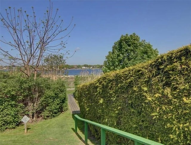 26 Bagy Wrinkle Cv, Warren, RI 02885 - water view