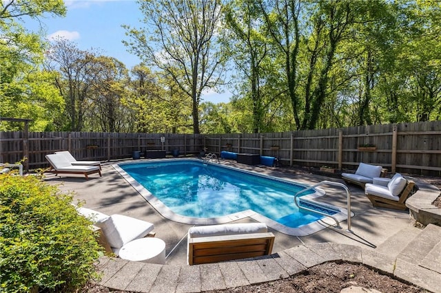 40 Charlotte Ave, North Kingstown, RI 02874 - view of swimming pool featuring a patio and a fenced backyard