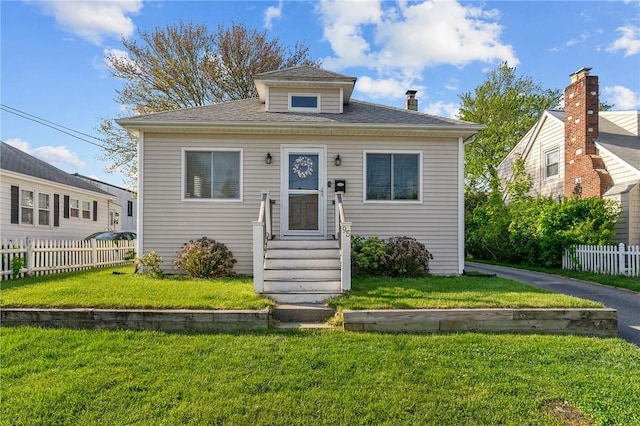 95 Vincent Ave, North Providence, RI 02904 - bungalow-style house with entry steps