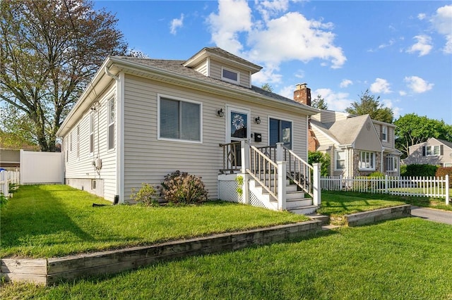 95 Vincent Ave, North Providence, RI 02904 - view of bungalow-style home