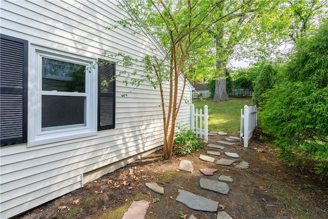 33 Perennial Dr, Cranston, RI 02920 - view of property exterior with fence