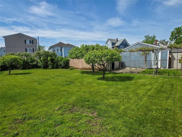 49 Gooding St, Pawtucket, RI 02860 - view of yard