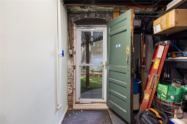 3 Hidden St, Providence, RI 02906 - view of property entrance