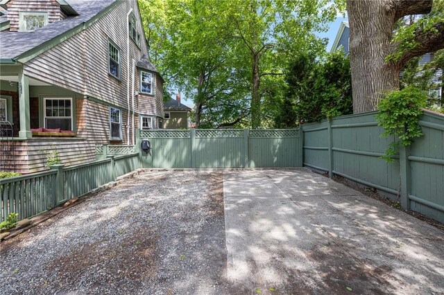 3 Hidden St, Providence, RI 02906 - view of patio / terrace featuring fence