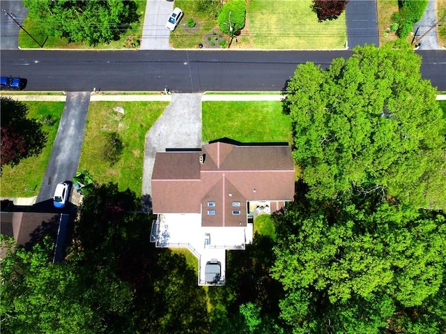 23 Watercress Ct, Coventry, RI 02816 - drone / aerial view