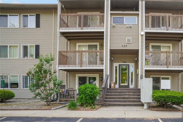 132 Fordson Ave Unit 11, Cranston, RI 02910 - view of property
