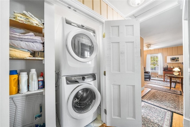146 Bay View Ave, Bristol, RI 02809 - clothes washing area with estacked washer and dryer and a ceiling fan