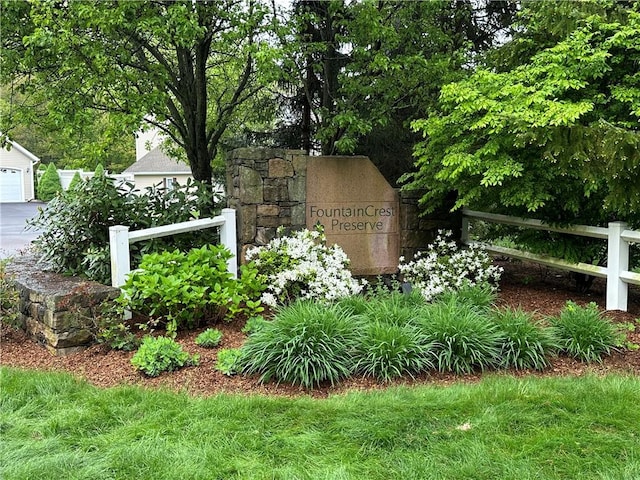 19 Calabria Ct Unit 19, Westerly, RI 02891 - community / neighborhood sign featuring fence and a garage