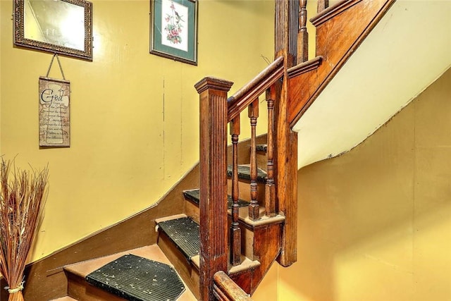 10 Westcott Ave Unit 3, Boston, MA 02124 - view of stairs