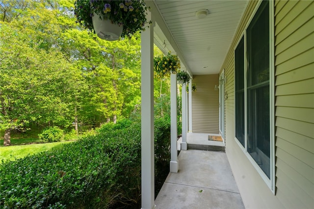 195 Deer Ridge Dr, North Kingstown, RI 02874 - view of patio featuring covered porch