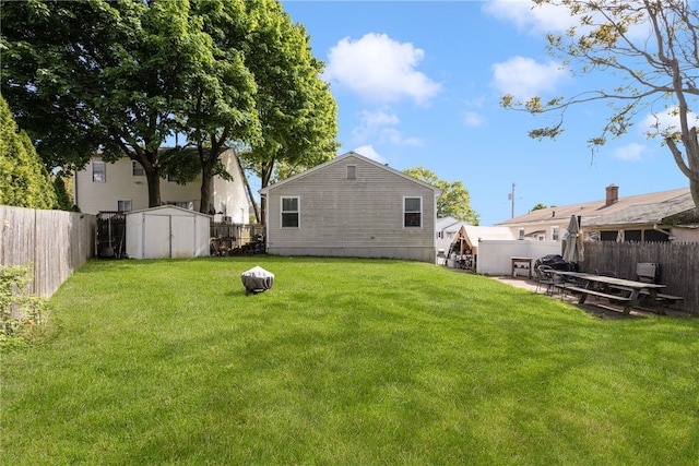 2 Sando St, Pawtucket, RI 02860 - view of yard with a patio area