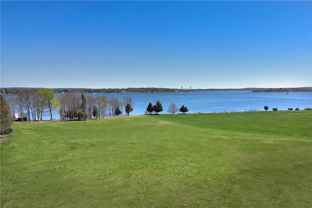 367 Poppasquash Rd, Bristol, RI 02809