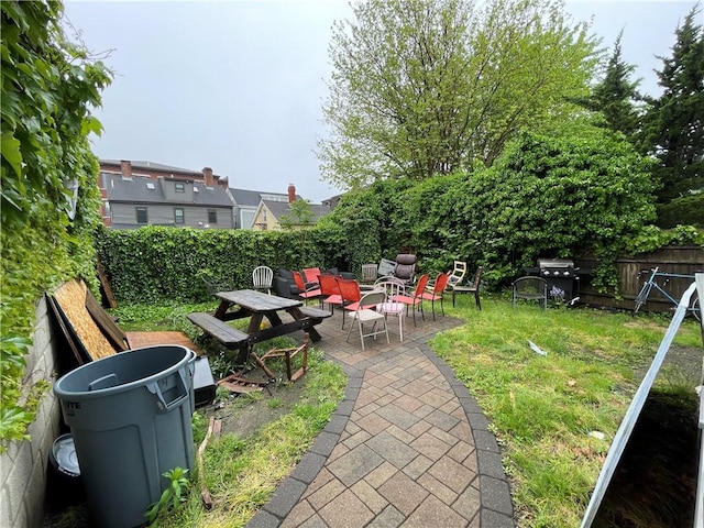 185 Williams St, Providence, RI 02906 - view of yard with a patio area