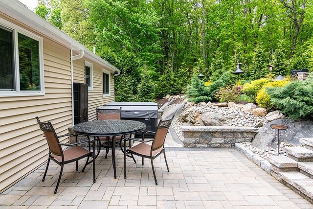 26 Ivy Hollow Ct, Cranston, RI 02921 - view of patio / terrace featuring outdoor dining area