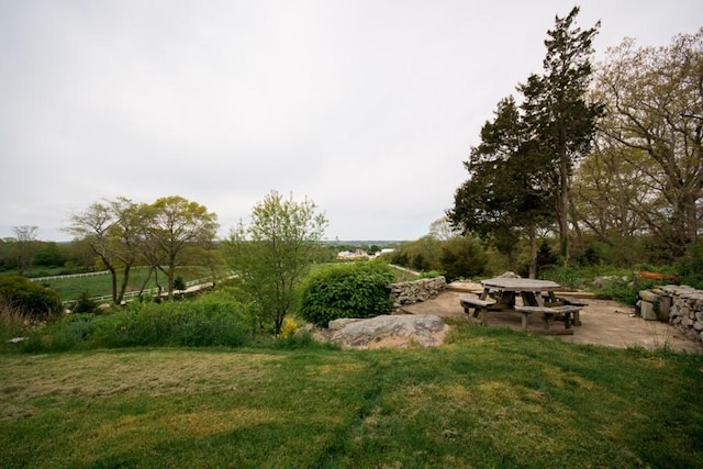 3622 Main Rd, Tiverton, RI 02878 - view of grassy yard