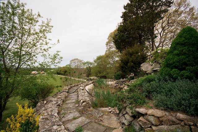 3622 Main Rd, Tiverton, RI 02878 - view of yard