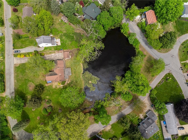 140 Baycliff Dr, Warwick, RI 02818 - aerial view of property and surrounding area featuring a large body of water