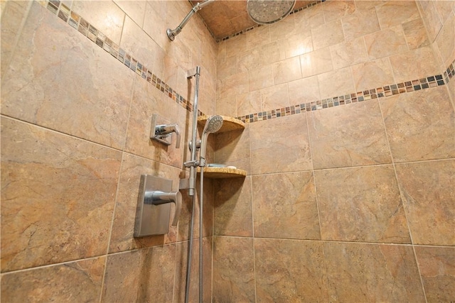 10 Bartlett Rd, Middletown, RI 02842 - bathroom view of tiled shower