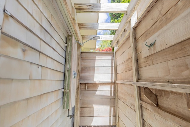 10 Bartlett Rd, Middletown, RI 02842 - exterior view