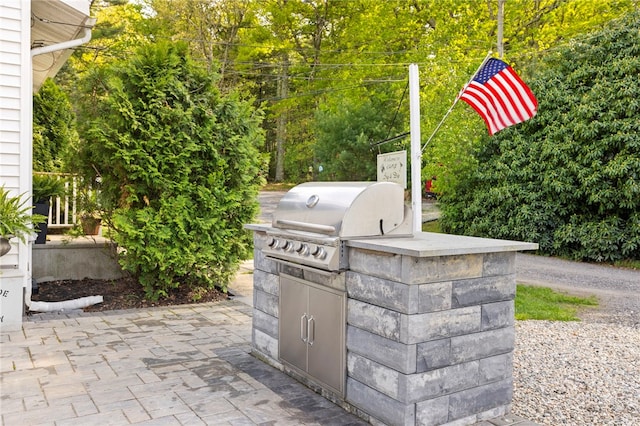 250 Shippee Plat Rd, Coventry, RI 02816 - view of patio / terrace