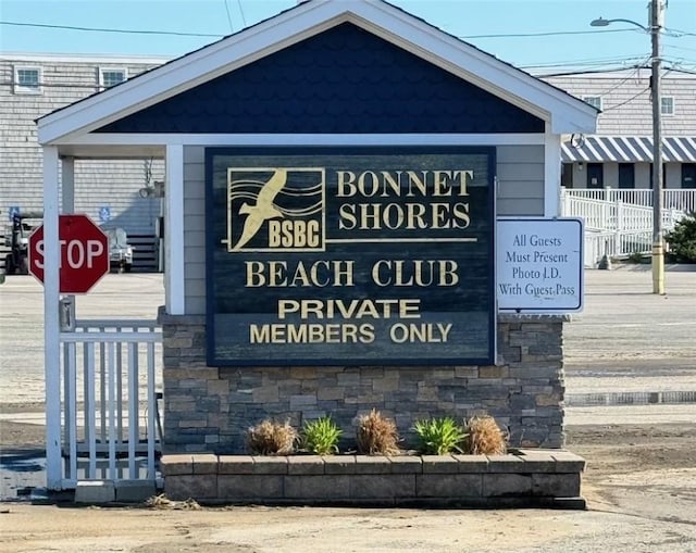 10 Cavalier Rd, Narragansett, RI 02882 - view of community sign