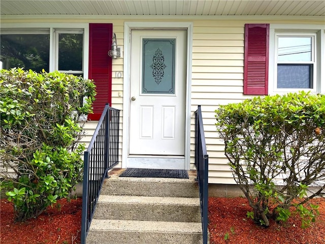 10 Cavalier Rd, Narragansett, RI 02882 - view of entrance to property
