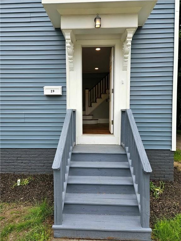 29 Arthur St, Warwick, RI 02888 - view of entrance to property