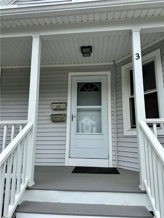 3 Jefferson St, Warwick, RI 02888 - entrance to property featuring a porch