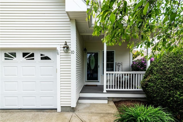 10 Kristin Ct, Coventry, RI 02816 - property entrance with covered porch