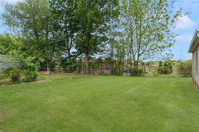 20 Loxley Rd, Providence, RI 02908 - view of yard