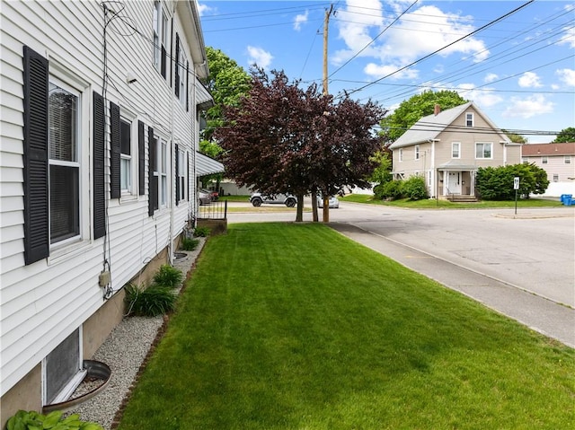 93 Pleasant St, Cranston, RI 02910 - view of green lawn
