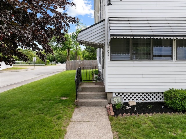 93 Pleasant St, Cranston, RI 02910 - view of side of home
