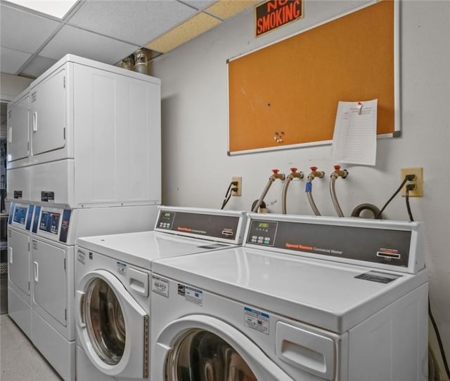 724 Beverage Hill Ave Unit 304, Pawtucket, RI 02861 - community laundry room featuring stacked washer / dryer and independent washer and dryer