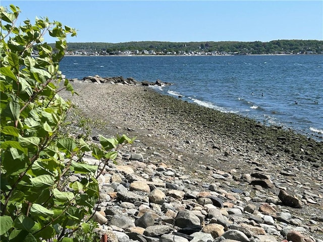 18 Sunset Ln, Portsmouth, RI 02871 - photo 2