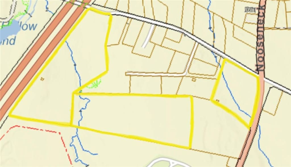 102 Robin Hollow Rd, West Greenwich, RI 02817