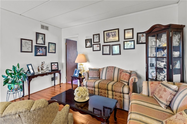 510 Child St Unit 105B, Warren, RI 02885 - living area with wood finished floors