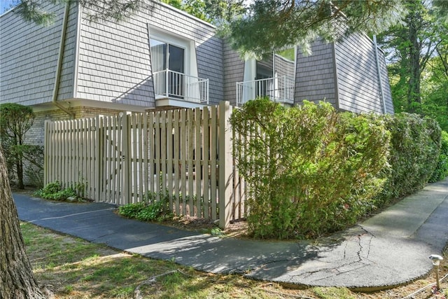 18 Caddy Rock Rd Unit C, North Kingstown, RI 02852 - view of gate