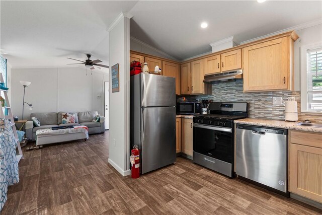 16 First St, Portsmouth, RI 02871 - photo 4