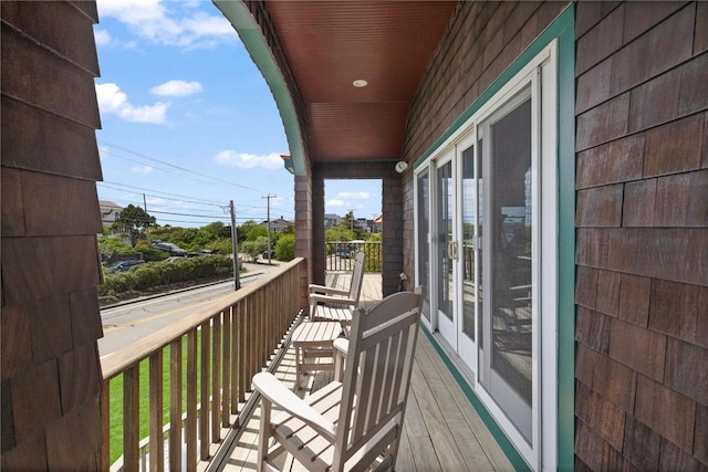 129 Sand Hill Cove Rd, Narragansett, RI 02882 - view of balcony