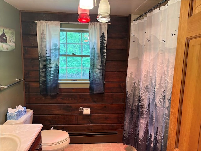 85 Plainfield Pike, Foster, RI 02825 - full bathroom featuring toilet, vanity, a baseboard heating unit, a chandelier, and a shower with curtain