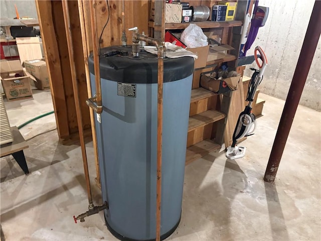 85 Plainfield Pike, Foster, RI 02825 - utility room with water heater
