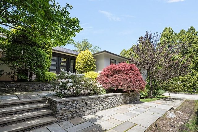 20 Woodland Ter, Providence, RI 02906 - photo 1