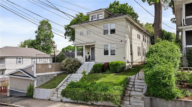 23 Auburn St, Pawtucket, RI 02860 - traditional style home with stairs