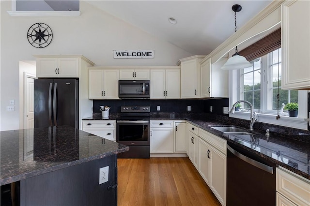 38 Pleasant View Dr, Hopkinton, RI 02832 - kitchen with electric stove, freestanding refrigerator, dishwasher, a sink, and tasteful backsplash