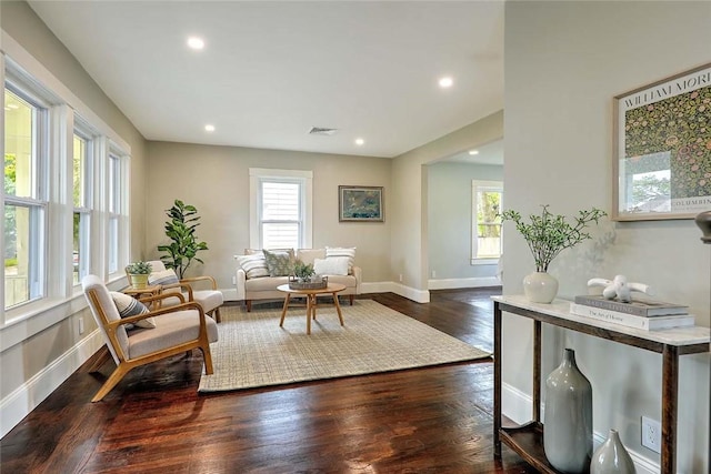 101 Knollwood Ave, Cranston, RI 02910 - living area featuring wood finished floors, recessed lighting, and baseboards