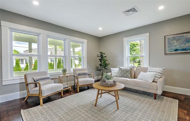 101 Knollwood Ave, Cranston, RI 02910 - living room featuring baseboards, recessed lighting, and wood finished floors