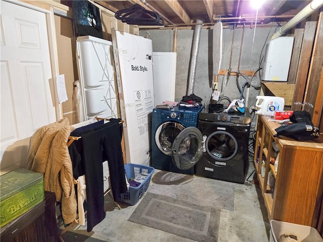 294 Railroad Ave, North Kingstown, RI 02874 - laundry area featuring separate washer and dryer