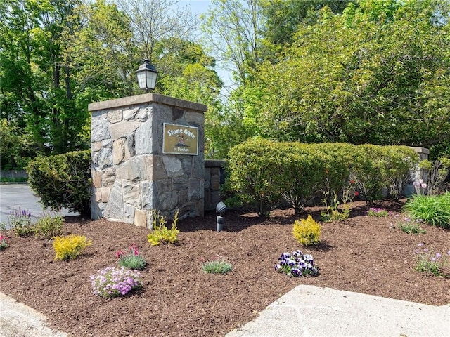 23 Bullocks Point Ave Unit 2/4C, East Providence, RI 02915 - view of community sign